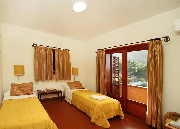 Vila Faraglioni Fronte