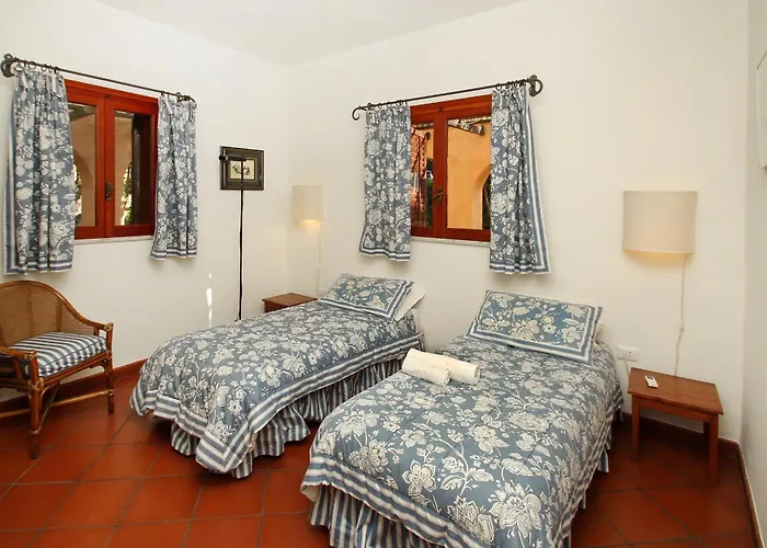 Faraglioni Fronte Cefalù