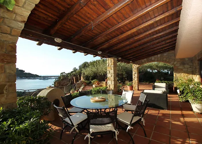 Faraglioni Fronte Vila