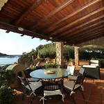 Faraglioni Fronte Vila