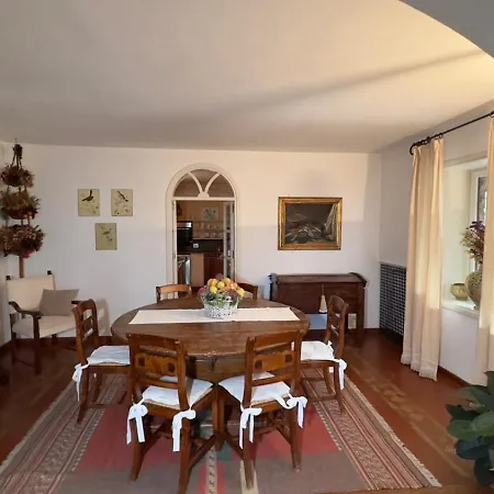 Faraglioni Fronte Villa *